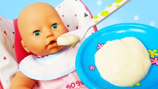 Baby Annabell doll returns from the walk and wants to eat! Pretend to play cooking toy porridge.