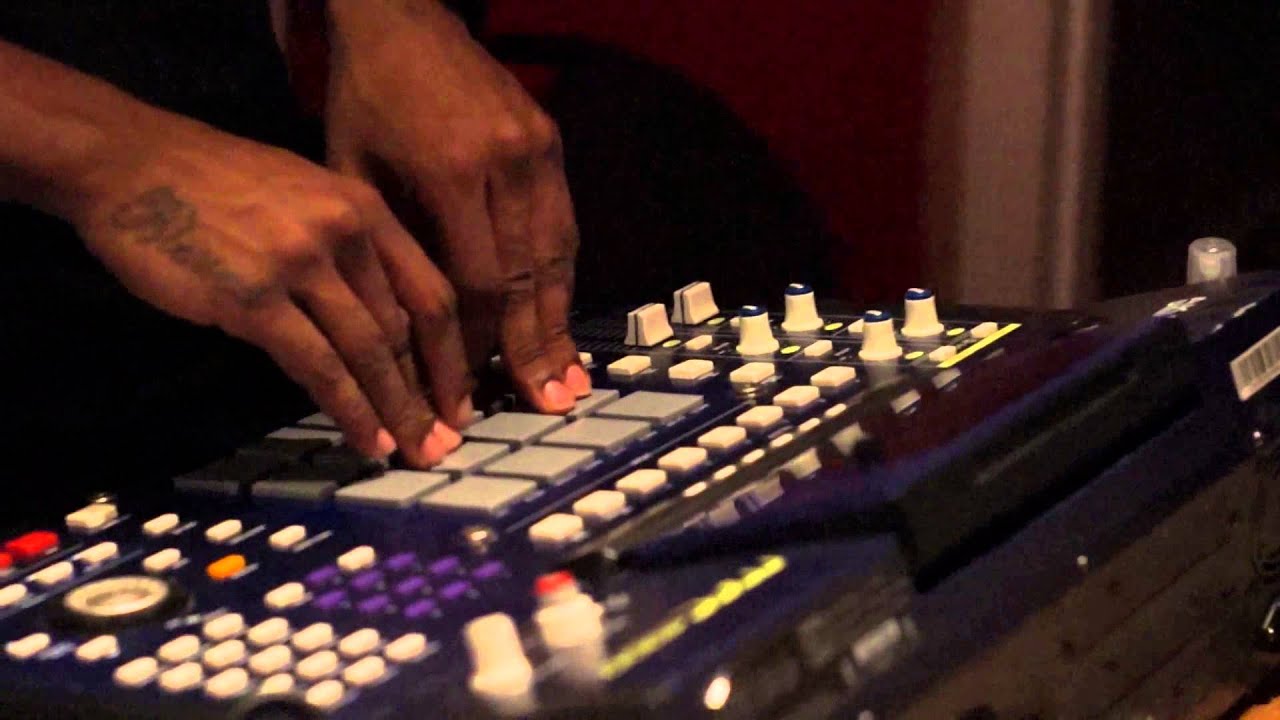 D.Fizzle in studio performance *RAW EDIT*