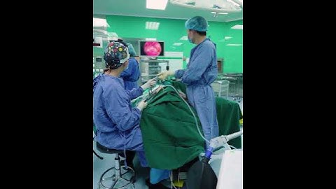 ĐỘT NHẬP PHÒNG M.Ổ THEO DÕI 1 CA NÂNG NGỰC NỘI SOI XEM CÓ GÌ