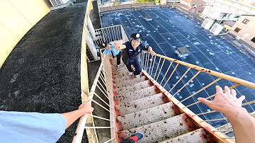警察からパルクールで逃げます 