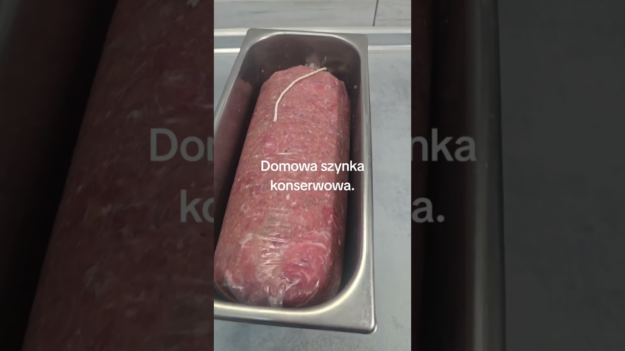 Domowa szynka konserwowa.
