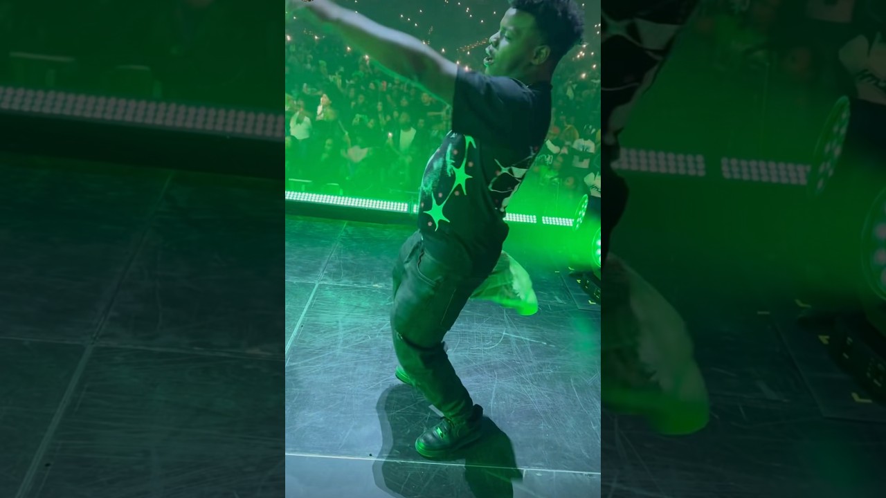 YB friend Pistol P doing his dance on stage at MASA Tour Concert Show😂🔥 