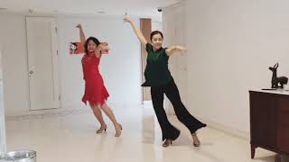 Dea Oktovina Dta Indonesia & Lina Uld Blitar, Ina Presents Merry Christmas Everyone Line Dance