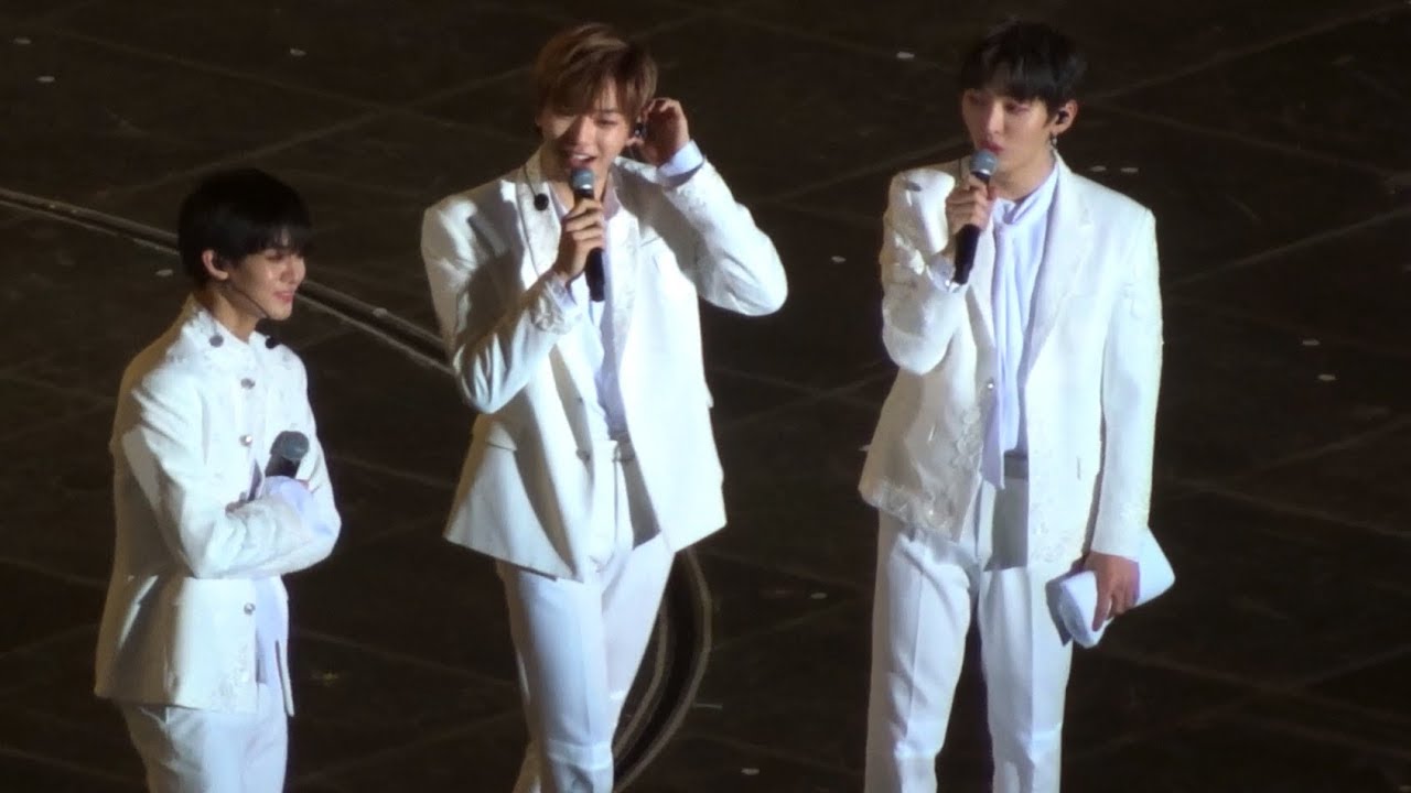 190127 강다니엘위주 DESTINE 카드섹션 워너블과 단체사진