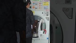 Coin laundry day Thanks for helping me? || #shorts #laundry @JOJACKJAPANLOLAMIYAZAKI