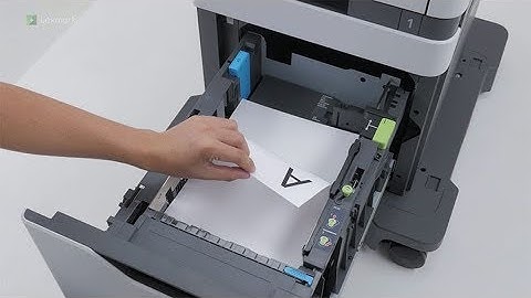 MS725/MS82x/MX82x Series—Loading the 2100-sheet tray with a finisher