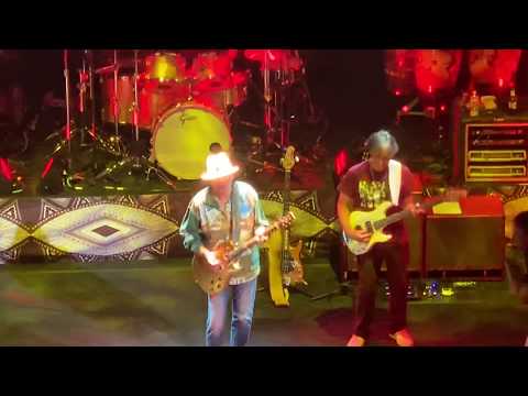Live Oye como va Carlos Santana in House of Blues in Las Live Vegas from Localguy8