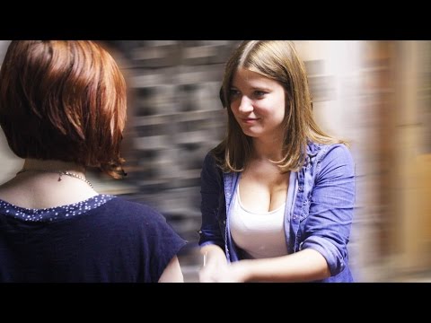Videó: Hogyan gyakoroljuk a jó etikettet liftben: 15 lépés