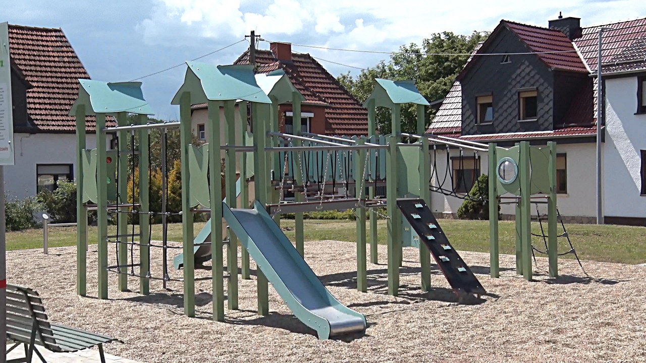 PUNKTum Spielplatz "Räuberplatz Mutzberg" in Walbeck eröffnet
