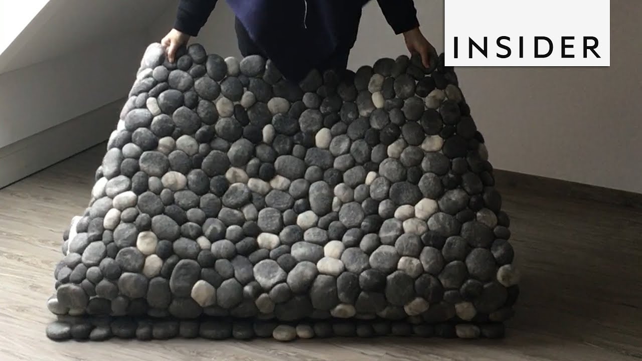 Cómo hacer una alfombra con piedras para la puerta de casa