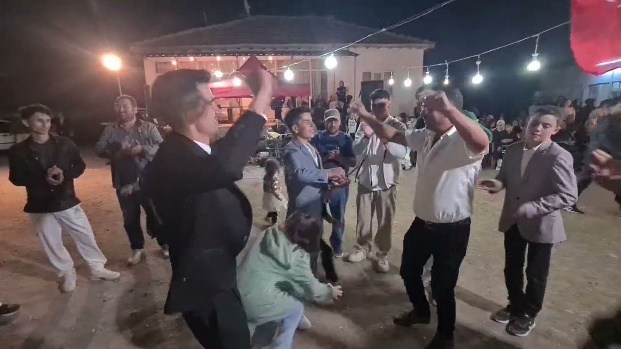 Yozgat  köy  düğünü  yukarisarikaya köyü  oyun havasi Ahmet  polatin  düğünü 