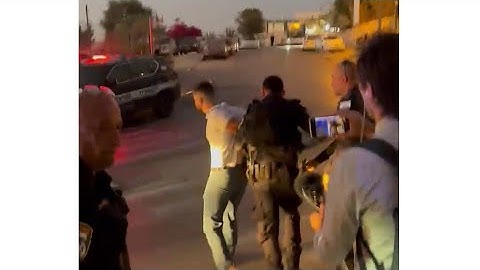 Incident diplomatique à #Jérusalem, la police israélienne arrête deux gendarmes français #israel