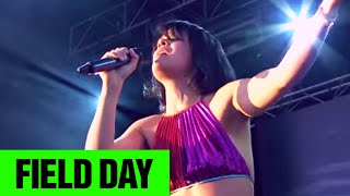 Bat For Lashes - Laura | Field Day 2013 | Festivo chords