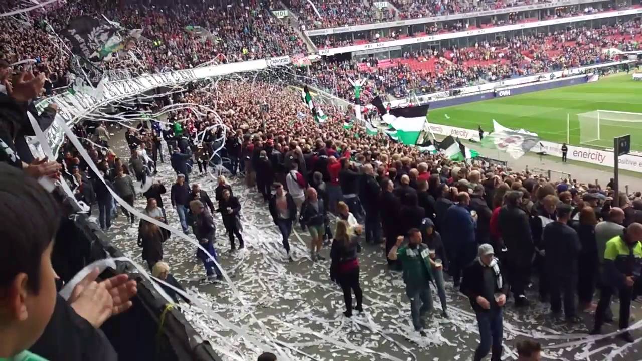 Hannover 96 FC St. Pauli Choreo 01.10.16 (HD) YouTube Hannover 96 FC St. Pauli Choreo 01.10.16 (HD) YouTube