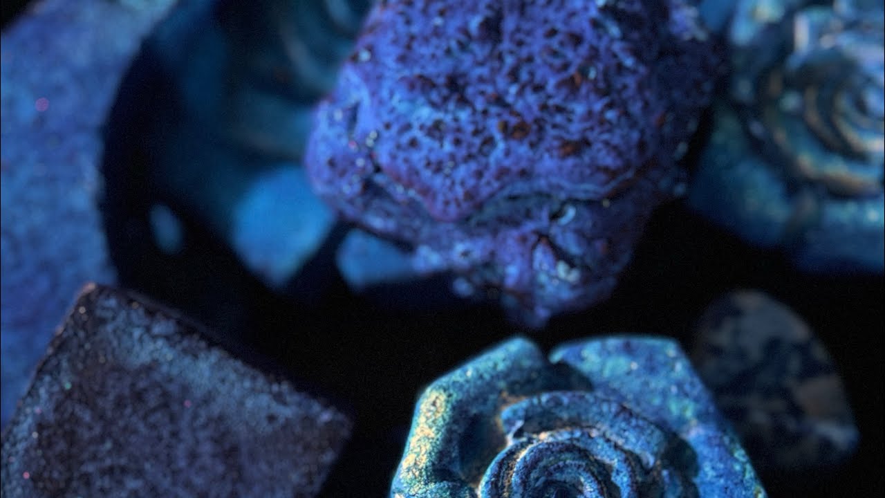 Glitter pour galore #oddlysatisfying #gymchalkasmr 💙