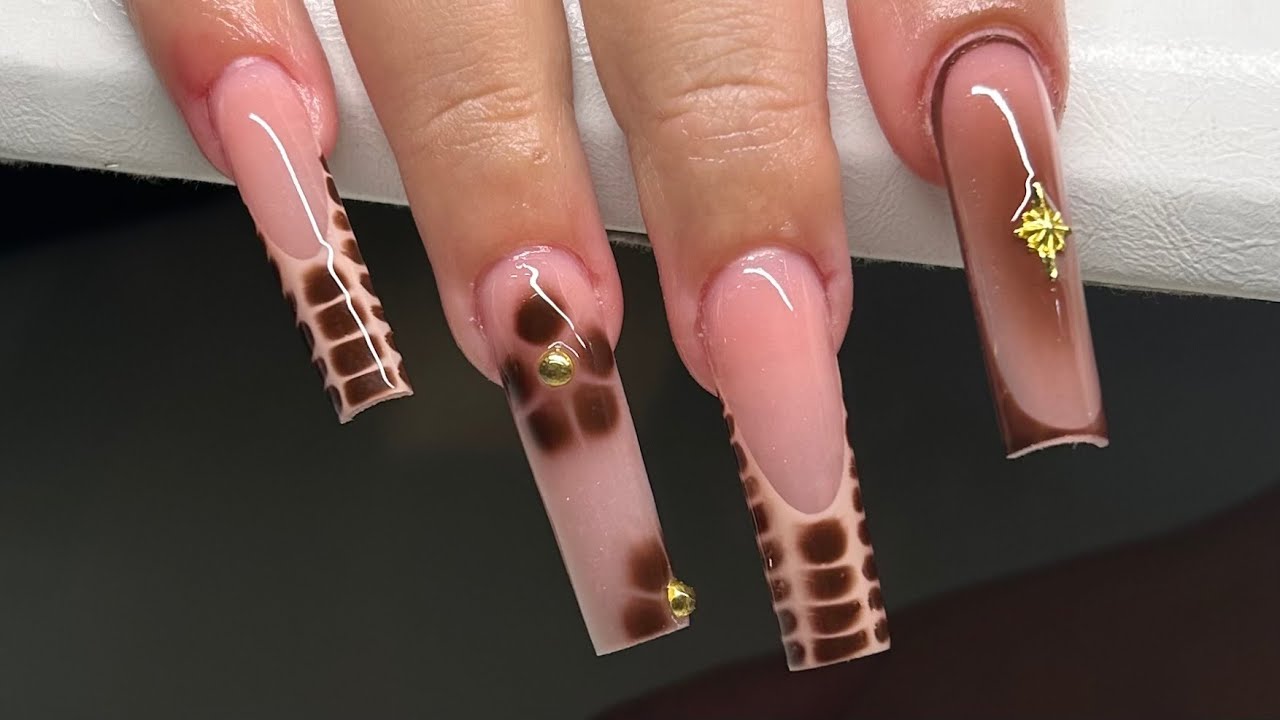 XL Square Croc Print French Blooming Flower Acrylic Nails