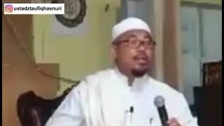 Download Lagu ustad topik MP3