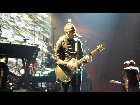 Linkin Park - The Iridescent - Paris Bercy Live 25 10 2010 HD