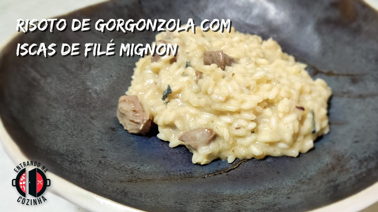 Risoto de gorgonzola com iscas de filé mignon