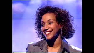 Robert Miles feat. Kathy Sledge - Freedom - TOTP
A short clip from the Top of the Pops performance in 1997. If you appreciate the upload, buy me a coffee! https://ko-fi.com/neillwilkinson Robert Miles feat. Kathy Sledge - Freedom - TOTP
