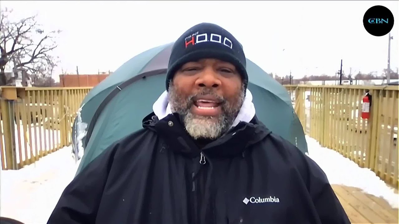 Help Chicago's Project H.O.O.D founder Corey Brooks' Mission