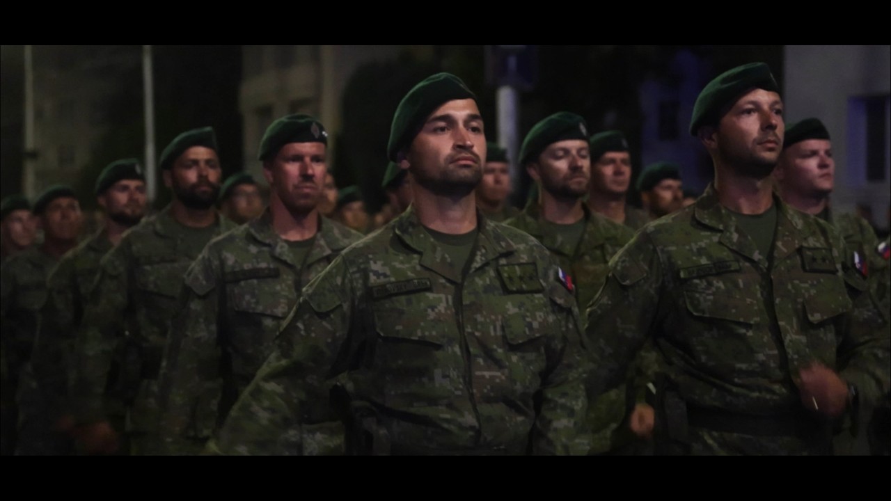 Nočná vojenská prehliadka | Iconito & FS Zemplín - Korene I Ozbrojené sily SR