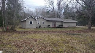 7573 Melink Street, Interlochen, MI - 1910084