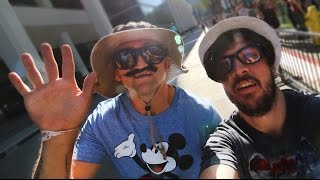 SNEAKING INTO VIDCON