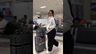 Download Lagu 🛫 #airportlook #fashionblogger #fashion #youtube #style #trend #piihuofficial #piihufam #srilanka MP3