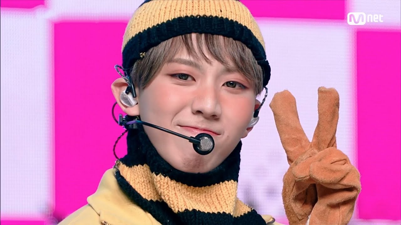 8TURN(에잇턴) - TIC TAC #엠카운트다운 EP.785 | Mnet 230223 방송