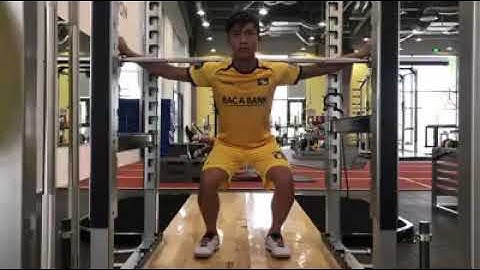 Phan Văn Đức tập luyện chờ ngày trở lại!