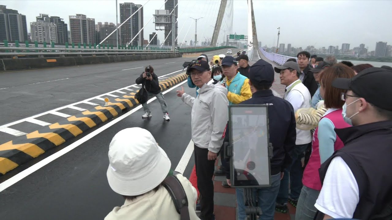 新北大橋機車道截彎取直！ 強化道安減追撞風險