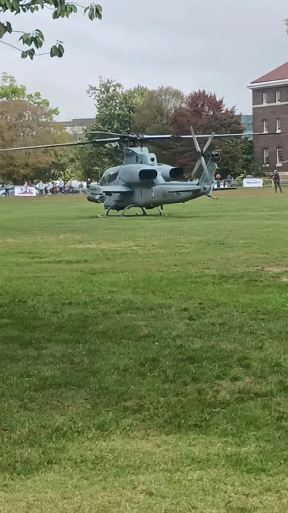 MILITARY HELICOPTERS IN PHILLY