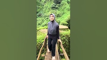 Thumbnail of INDONESIAN SONG  DEVIA ELINA #coversong #fashion #hijab #hijabstyle #hijabkeren #music