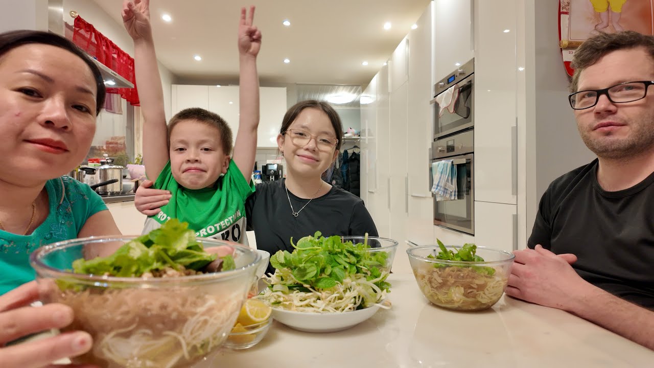 Lâu lắm rồi mới nấu bún mắm miền Tây trời ơi ngon quá đi thôi 