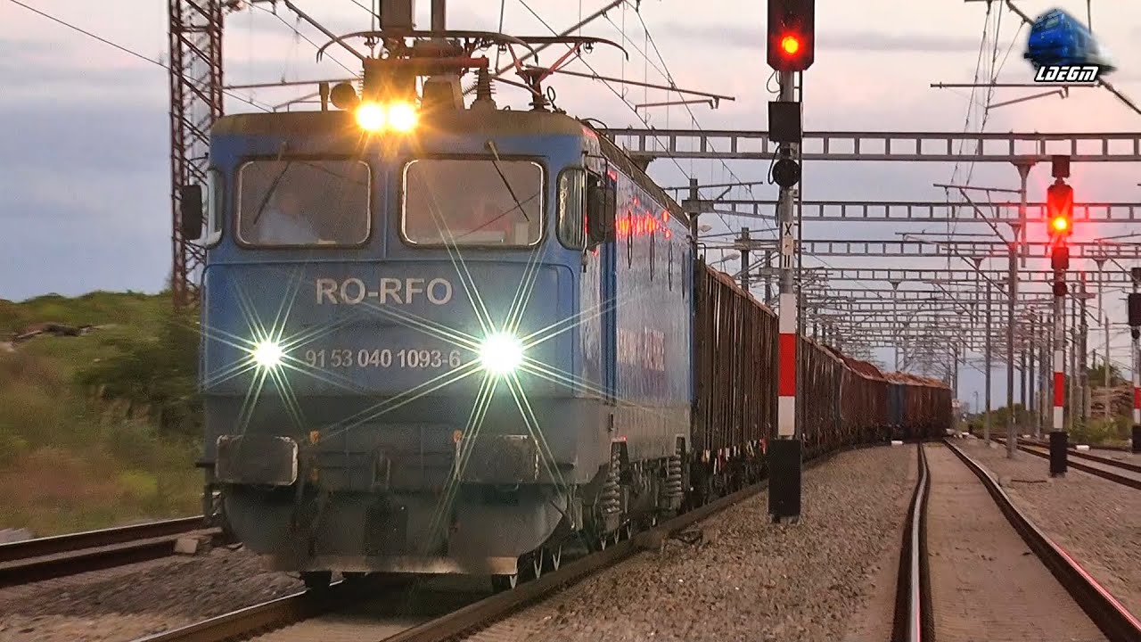 060-EA 40-1093-6 & Tren de Marfă Rail Force Freight Train in Gara Coșlariu Station - 14 June 2022