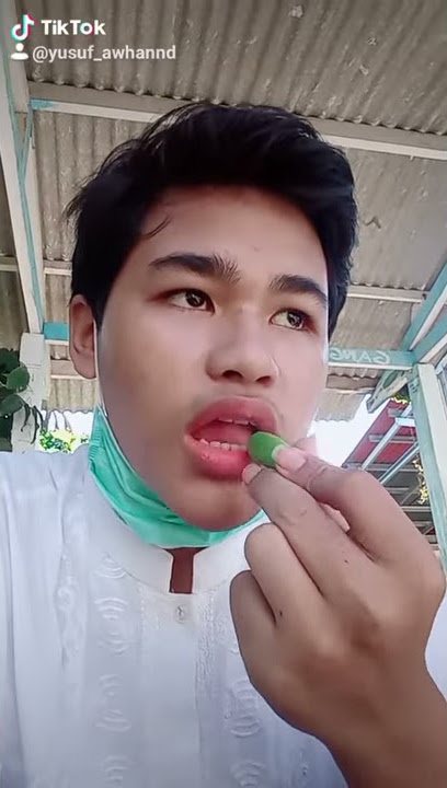 TikTok lucu Makan Belimbing Wuluh 🤣, sampe Muntahh!!