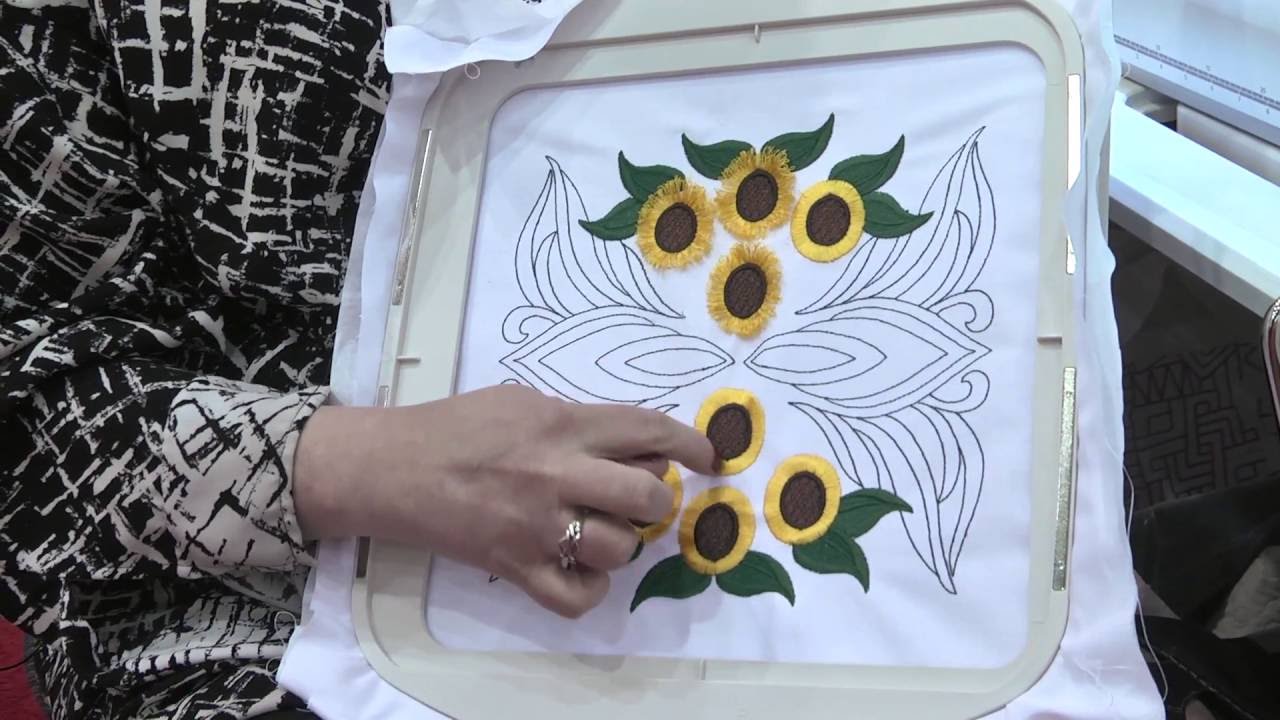 Becky Kluz Demonstrates Janome Horizon MC 15000