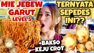 Download Lagu CHALLENGE MIE JEBEW GARUT LEVEL 5 + BAKSO KEJU CROT!! PERUT PANAAAAS MP3 Download Lagu CHALLENGE MIE JEBEW GARUT LEVEL 5 + BAKSO KEJU CROT!! PERUT PANAAAAS MP3