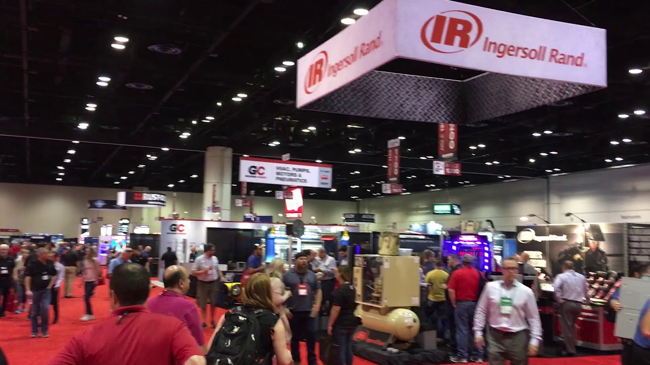 Grainger Show 2018 Panorama - YouTube