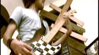 Video voorbeeld van "Farse - "Cigarette Through Polystyrene" Music Video"