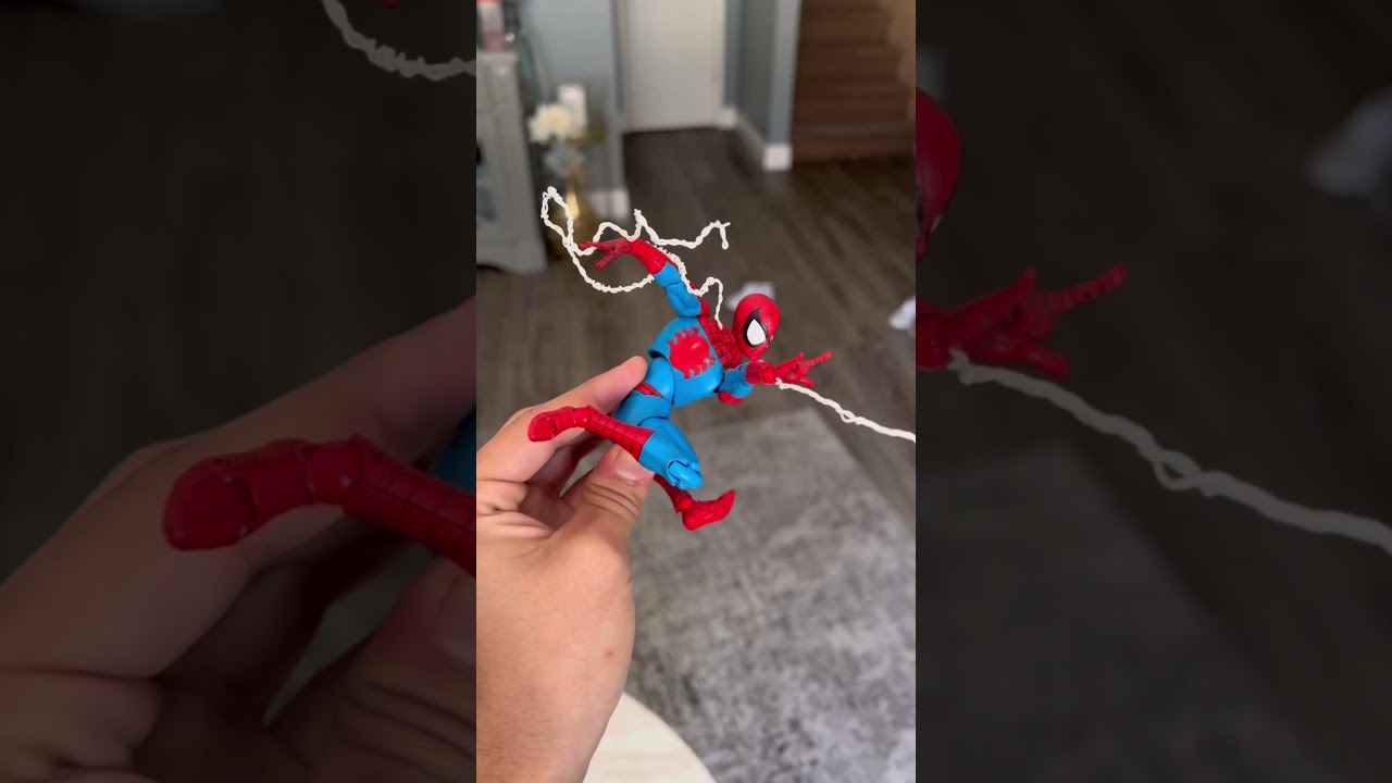 Posing Mafex Spider-Man No.185 