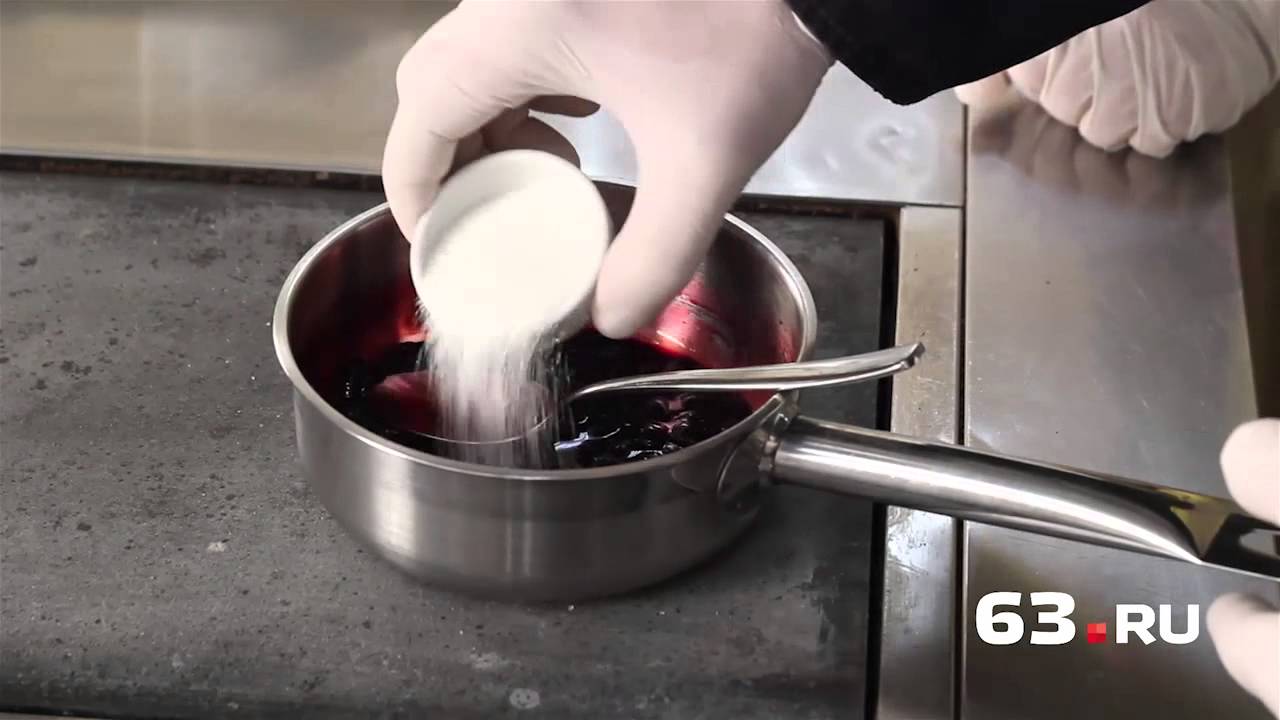 «Wow-повар»: в моде жимолость