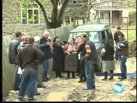 გეოლოგები ხულოში მეწყერსაშიშ ტერიტორიებს სწავლობენ