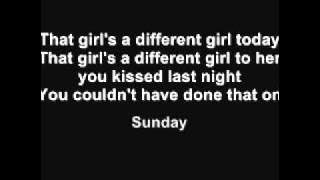 Arctic Monkeys - From the Ritz to the rubble (lyrics)