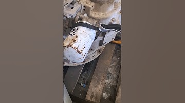 Spanner Wrench & Belt to Remove Stuck Oil Filter #howto #tutorial #tricks #shorts #diy