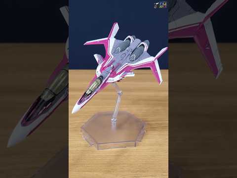 <strong>HG</strong> 1/100 VF-31C 지크프리드 (미라쥬 파리나 지너스기) DX 세트 [PREVIEW]