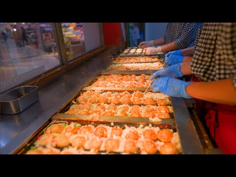 [160個！大量のたこ焼き]地元に愛される人気たこ焼き屋の忙しい厨房に潜入！二刀流の物凄い職人技 たこまる プロが焼くたこ焼き Takoyaki Master Japanese street food