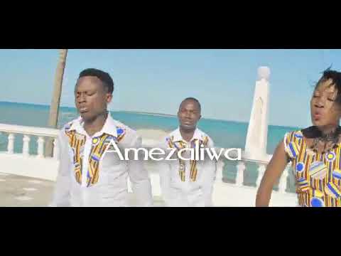 Bonny Mwaitege Christimas song amezaliwa Officia