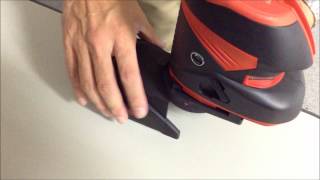 墨出し器Lino L2P5 : 専用アダプターの磁石で壁に据付